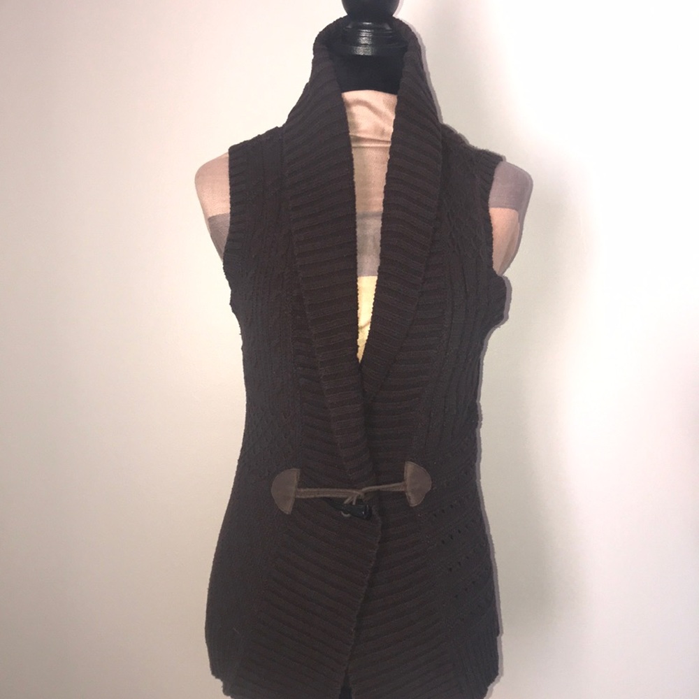 Chaps Brown Vest with Single Button Closure